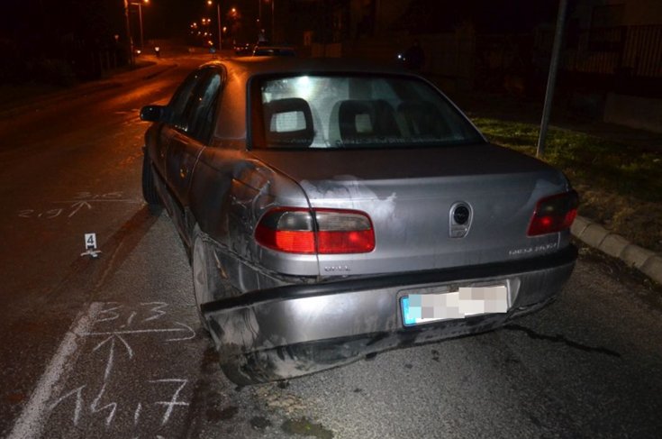 Opel Omega hátulról