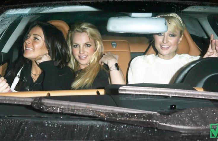 Paris Hilton, Britney Spears és Lindsay Lohan az SLR utasterében