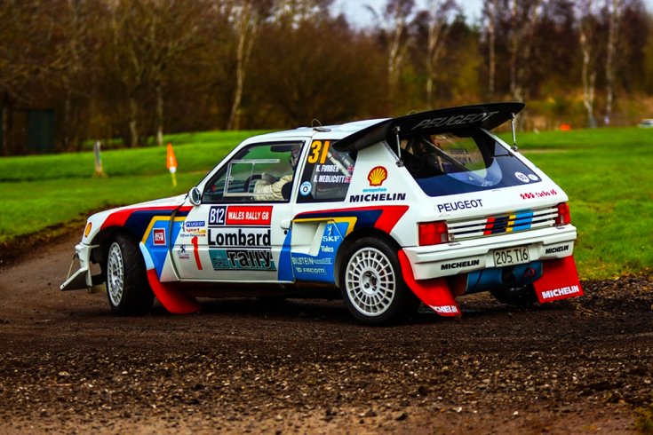 Peugeot 205 rali