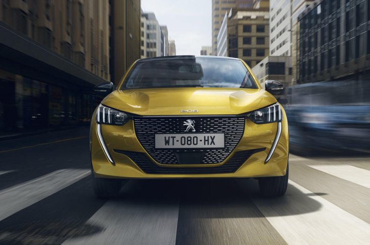 Peugeot 208 szemből