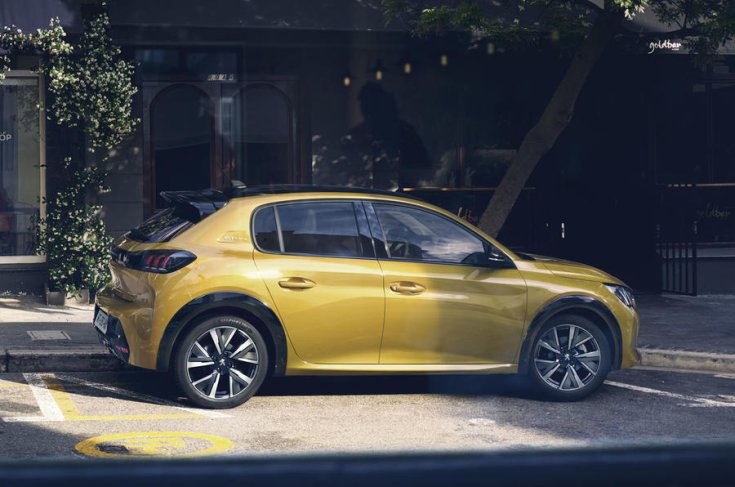 Peugeot 208 oldalnézetből