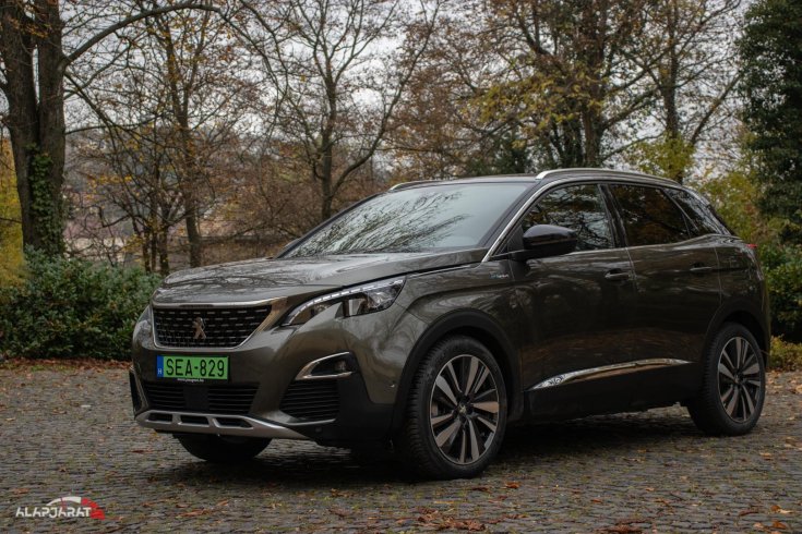 Peugeot 3008 hybrid4 teszt alapjárat