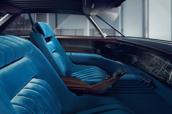 Peugeot e-Legend Concept beltere.