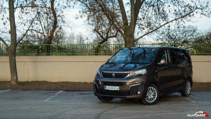 Peugeot Traveller teszt Alapjárat