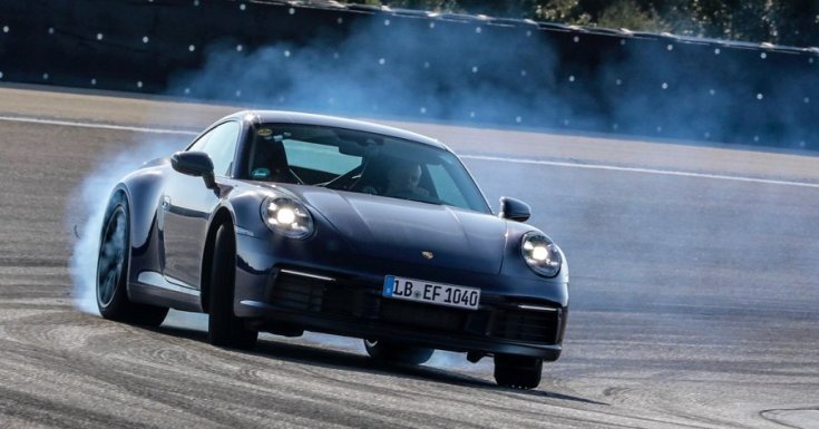 Porsche 911 drift