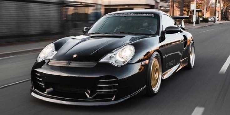 A 996-os Porschéra sokan fújnak: ez volt az első 911-es generáció, ahol már vízhűtéses boxermotort használtak