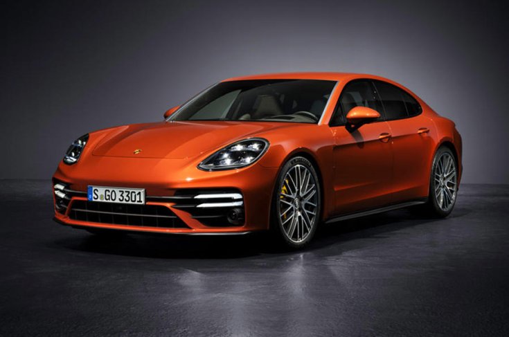 Porsche Panamera 2021 elölről