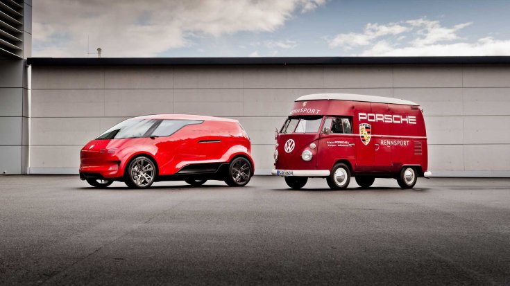 Porsche Vision Renndienst koncepcióautó és egy régi Volkswagen Transporter egymás mellett