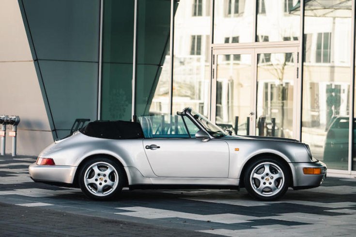 Porsche 911 oldalról