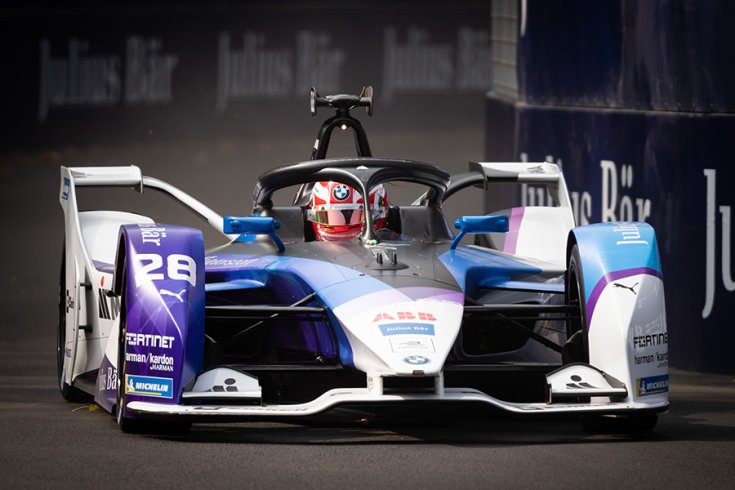 Maximilian Guenther BMW-je szemből