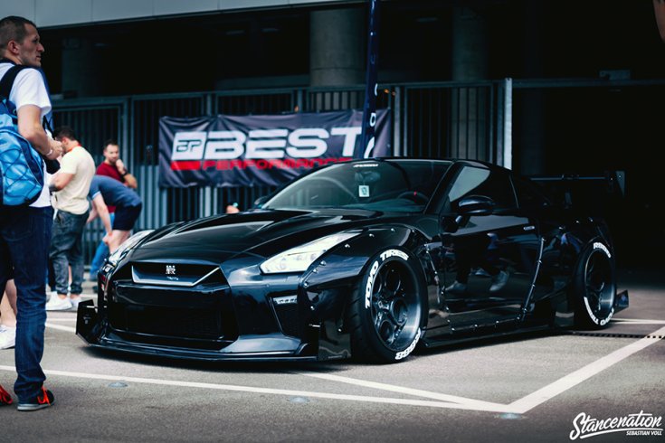 Nissan R35 GTR a RACEISM rendezvényen