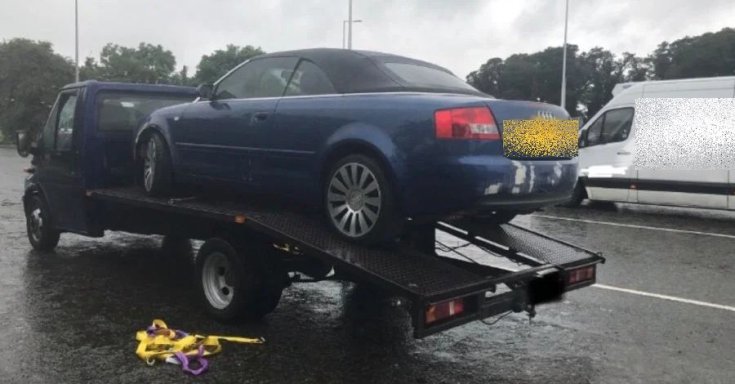 Traileren szállított Audi