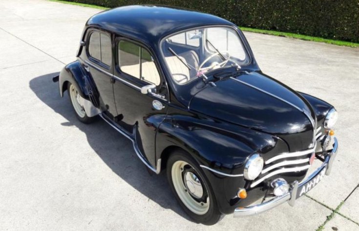 Renault 4CV