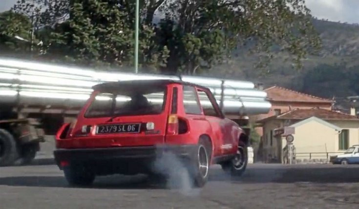 Renault 5 Turbo jelenete az 1983-as James Bond filmben
