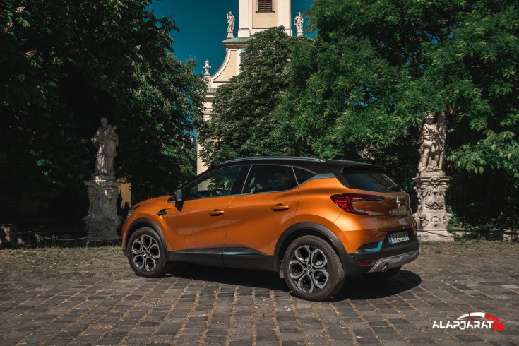 Renault Captur TCe teszt - Alapjárat