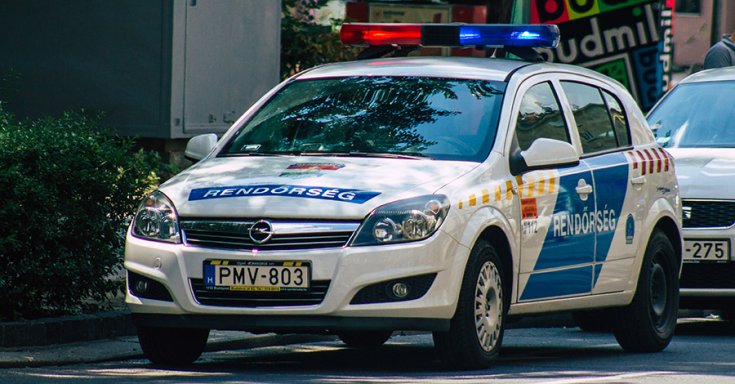 Opel Astra rendőrautó