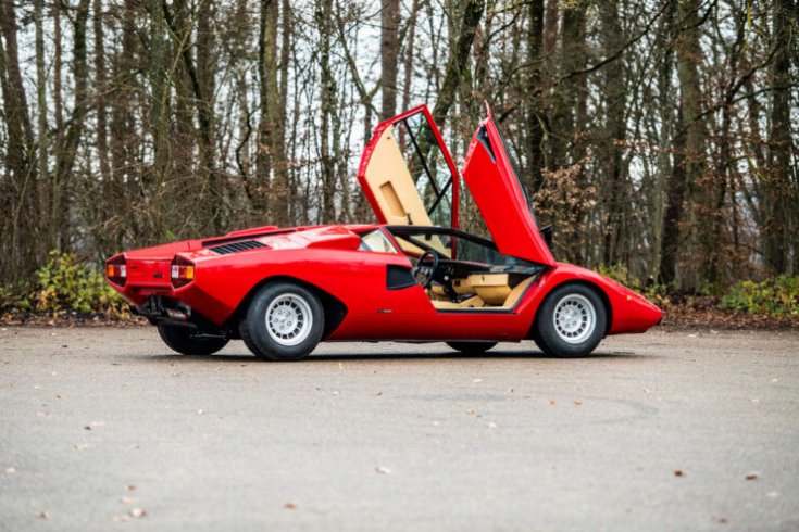 Lamborghini Countach LP400