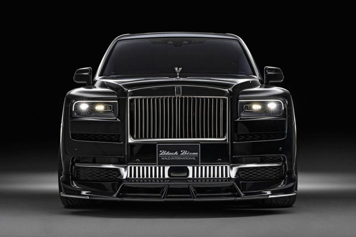Rolls-Royce Cullinan Black Bison Edition modell szemből