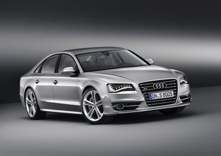 Audi S8