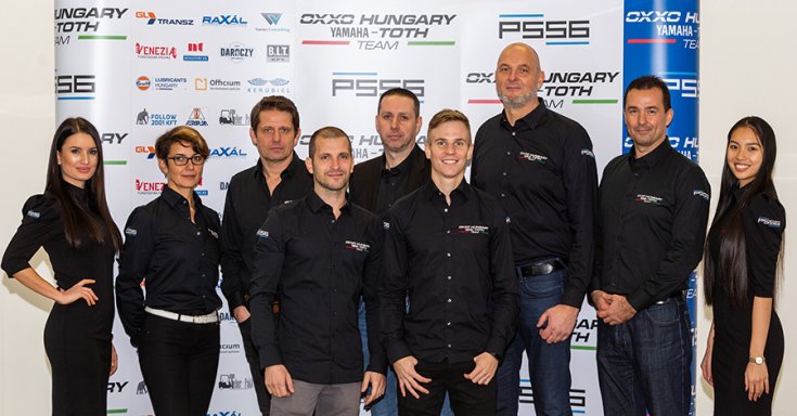 az újonnan megalakult OXXO Hungary-Yamaha-Toth Team