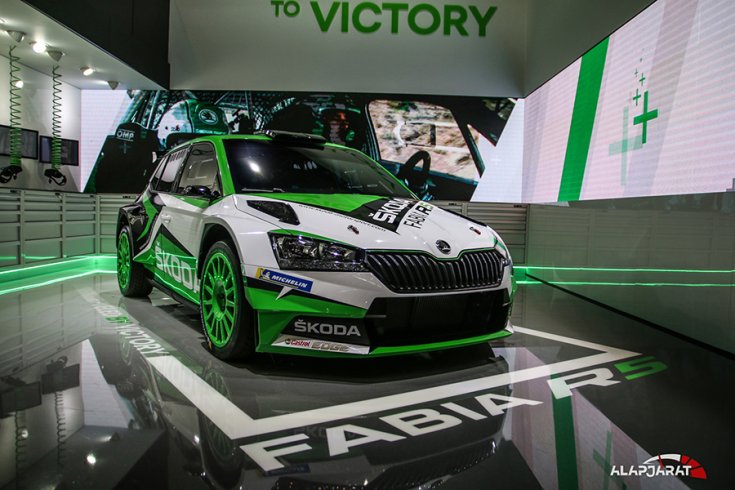 Skoda Fabia R5 szemből