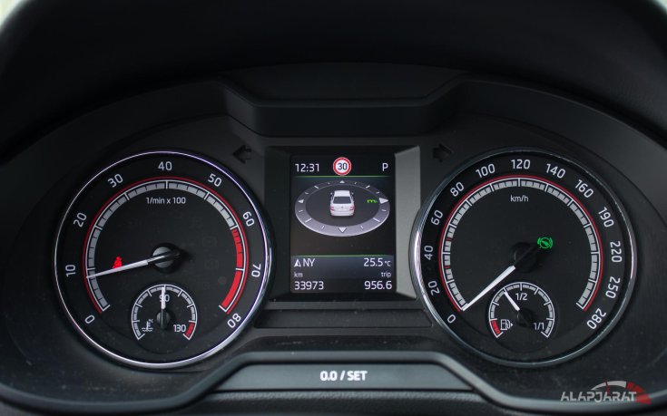Skoda Octavia RS teszt