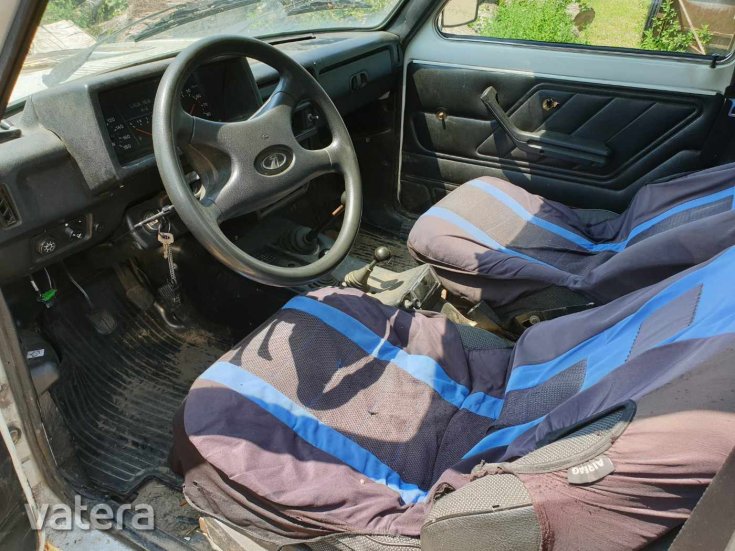 Mezőőrségi Lada Niva beltere
