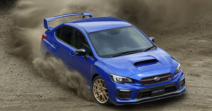Subaru WRX STI EJ20 Final Edition menet közben fotózva