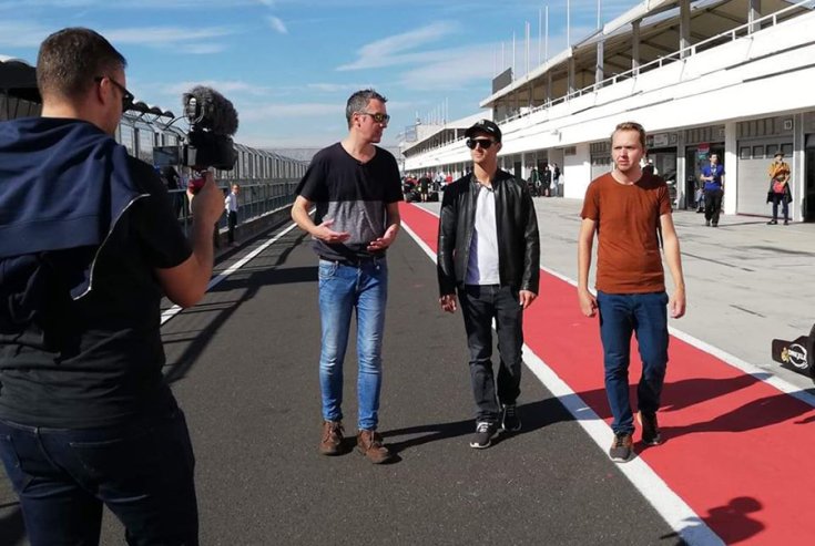 Szántó Péter Tóth Krisztián Márkkal és Háfra Zsolttal a Hungaroring paddockjában
