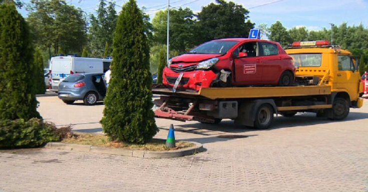 Halálra gázolt az autójával egy oktatót a 68 éves tanulóvezető