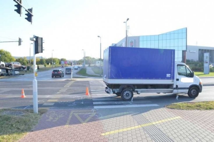 A tatabányai gázolás után készült helyszíni fotó
