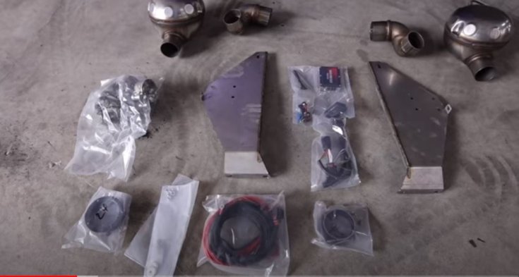 Tesla Model 3 Milltek Sports hanggenerátor