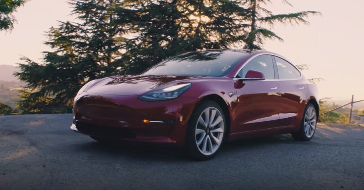 Tesla Model 3 elektromos autó