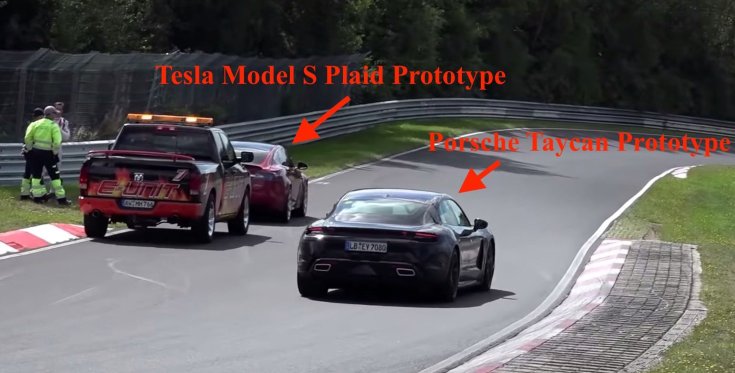 lerobbant Tesla Model S Plaid prototípus