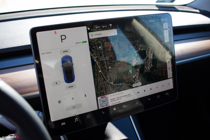 Tesla Model 3 teszt Alapjárat