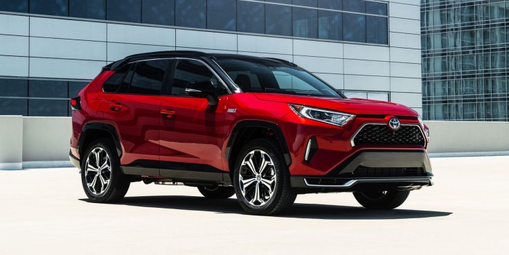 Toyota RAV4 PHEV tölthető hibrid