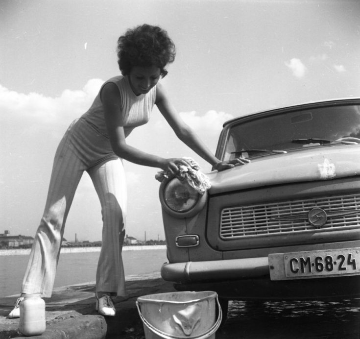 Trabant mosása