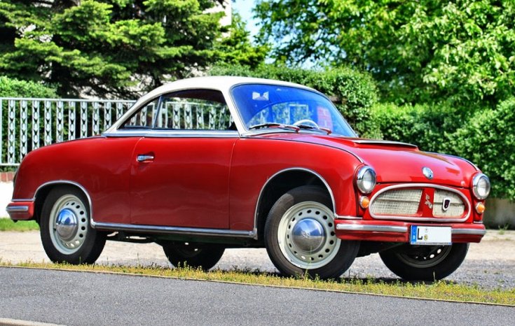 1957 IFA AWZ Trabant P70 coupé, kupé, vörös, fehér tető, oldalnézet, jobbról, retrovasak, Classic Driver