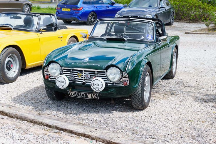 Triumph TR4