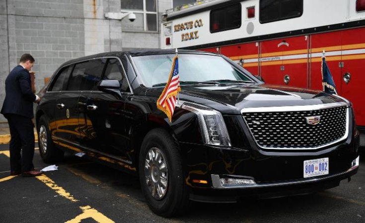 Cadillac limuzin