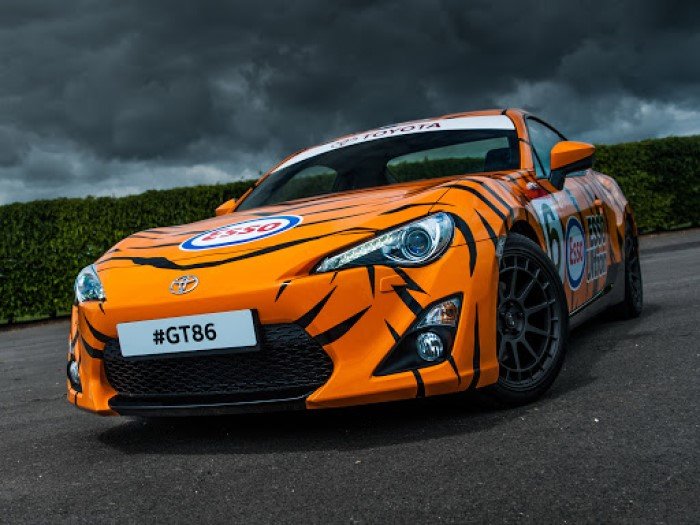 Esso Ultron Tiger Toyota Supra ihlette GT86
