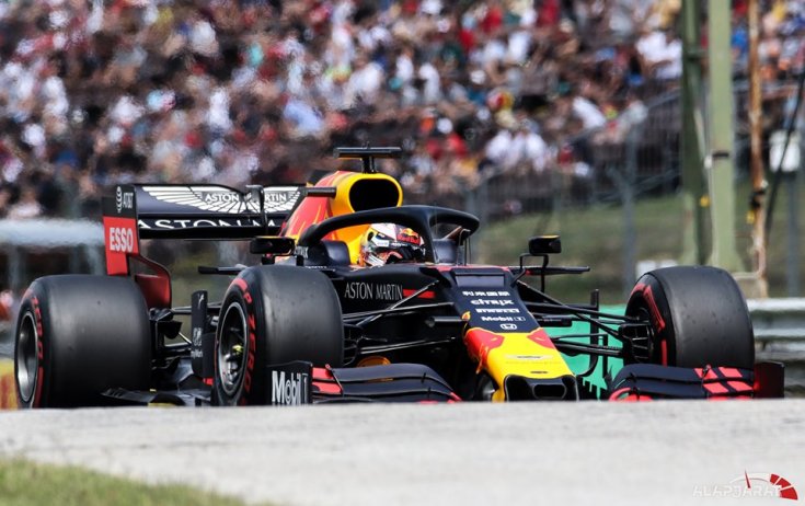 Max Verstappen a Magyar Nagydíjon