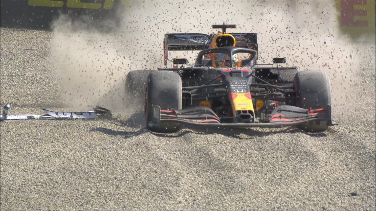 Verstappen a kavicságyban a Toszkán Nagydíjon