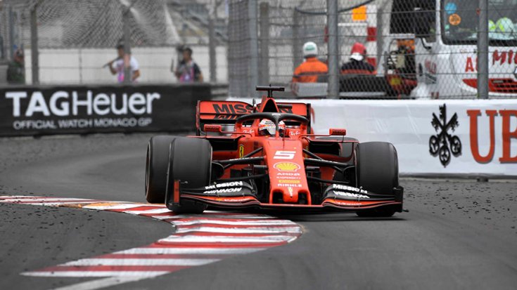 Sebastian Vettel a Monacói Nagydíjon szemből