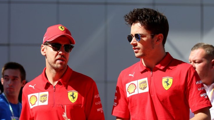 Vettel és Leclerc diskurál