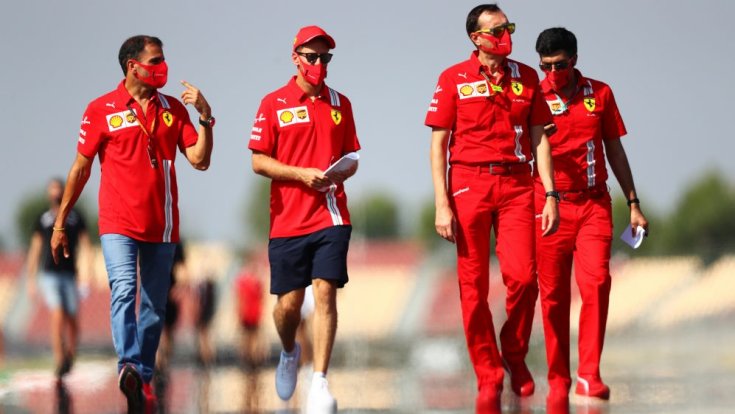 Vettel és csapata
