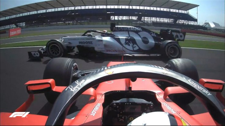 Vettel a rajt után azonnal megpördült A 70. Évforduló Nagydíja