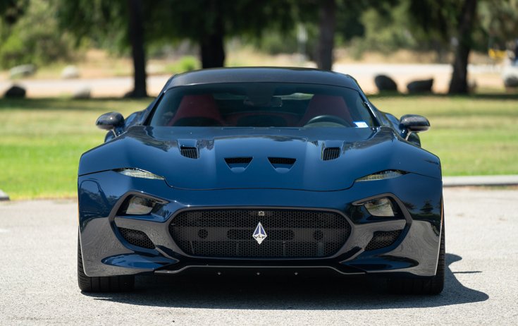 VLF Force 1 V10 szemből