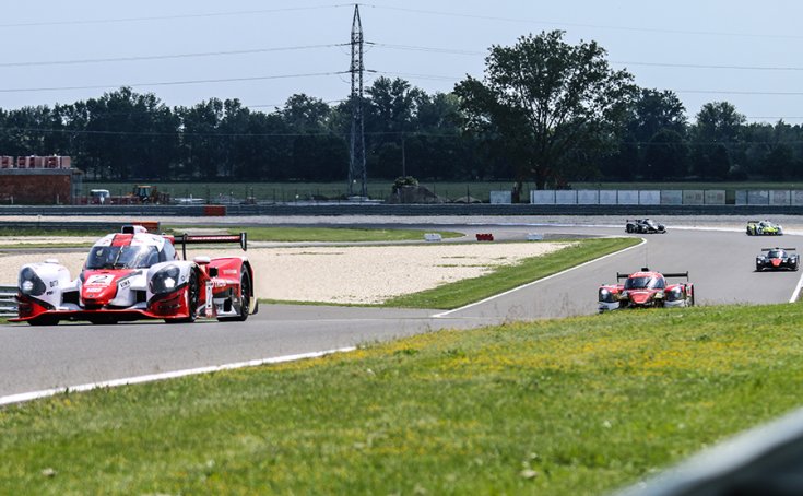 LMP3-as autók a Slovakiaringen