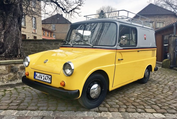 1964 Volkswagen Typ 147 Fridolin, sárga és szürke postásautó, Svájci Posta, elölnézet, oldalnézet, balról
